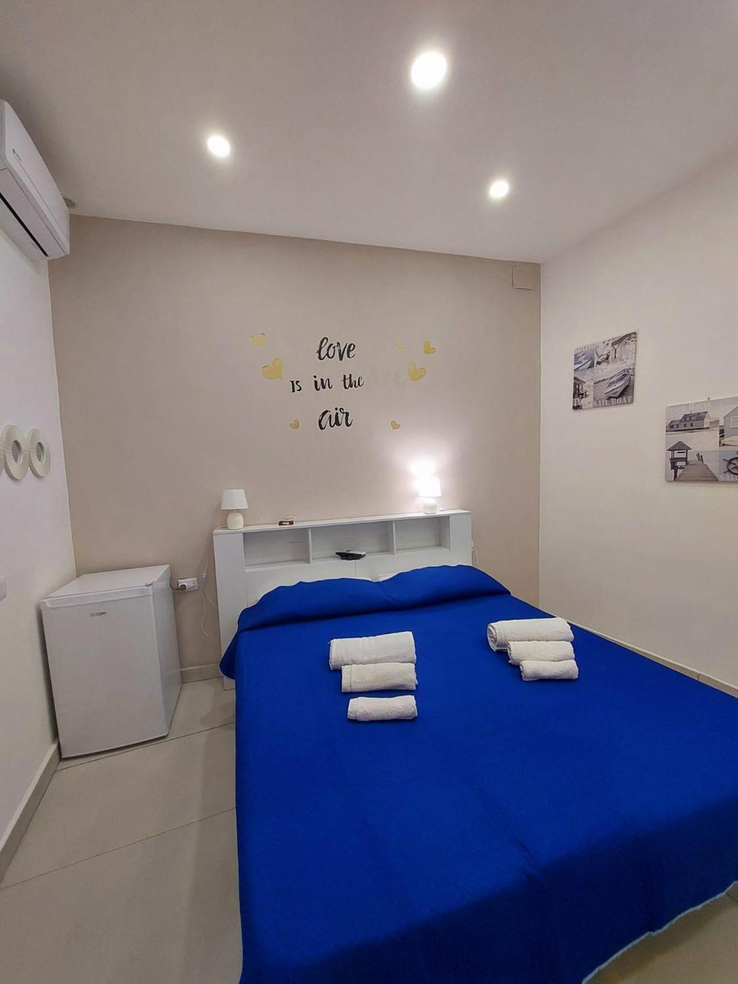 Bed and Breakfast Napolidream Екстер'єр фото