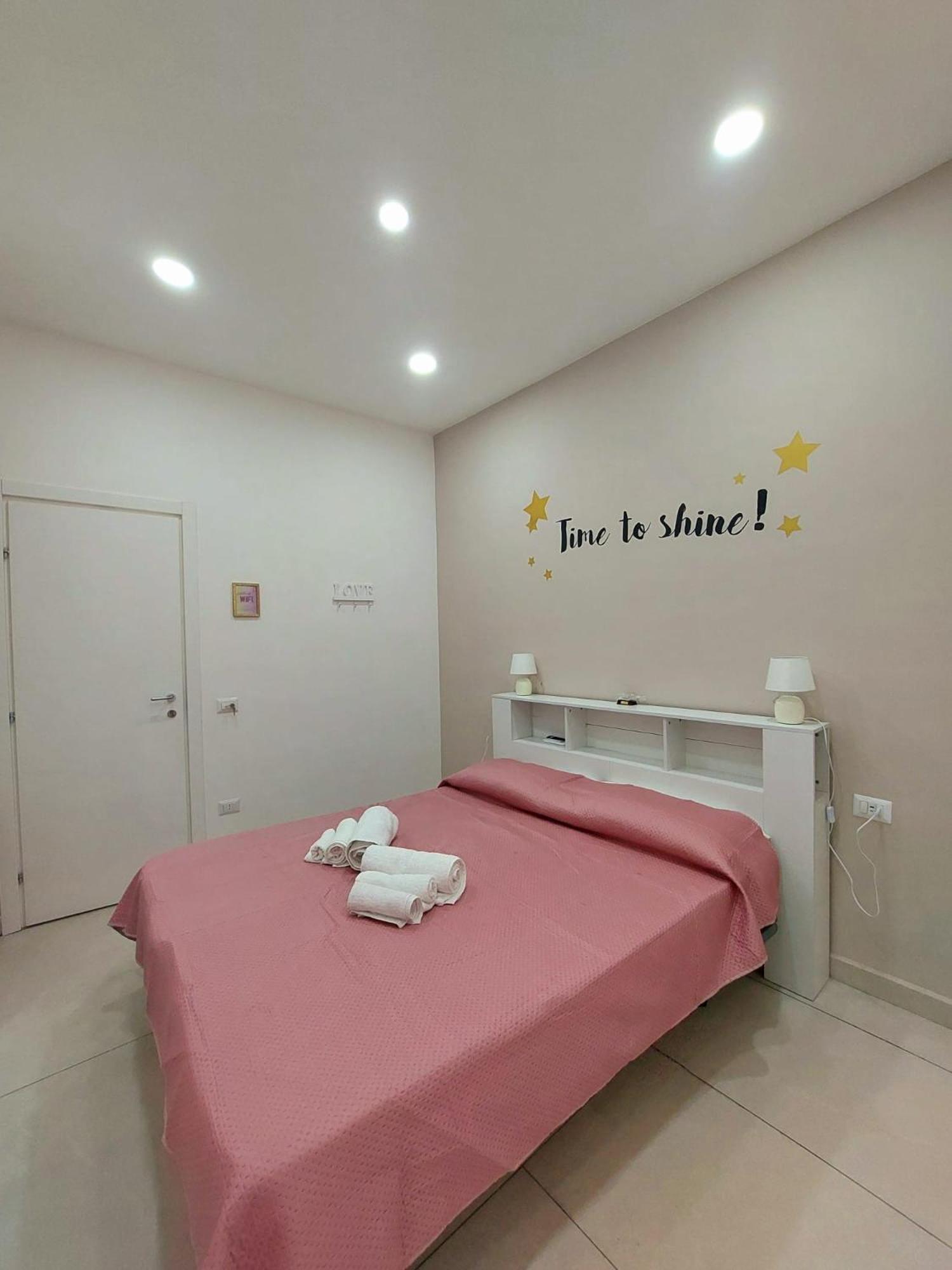 Bed and Breakfast Napolidream Екстер'єр фото